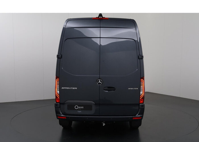 Mercedes-Benz Sprinter 319 L2H2 RWD SELECT