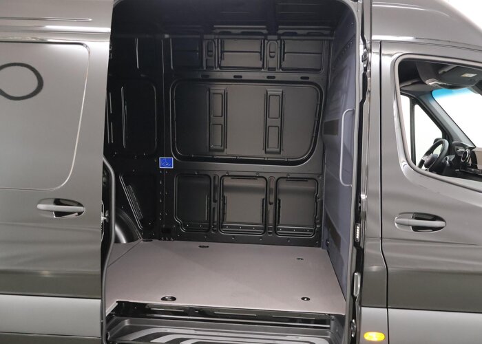 Mercedes-Benz Sprinter 319 L2H2 RWD SELECT