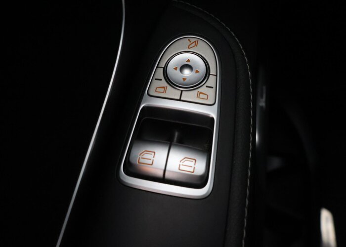 Mercedes-Benz V-Klasse 300d | L2 Lang | 4-MATIC | Dubbele Cabine
