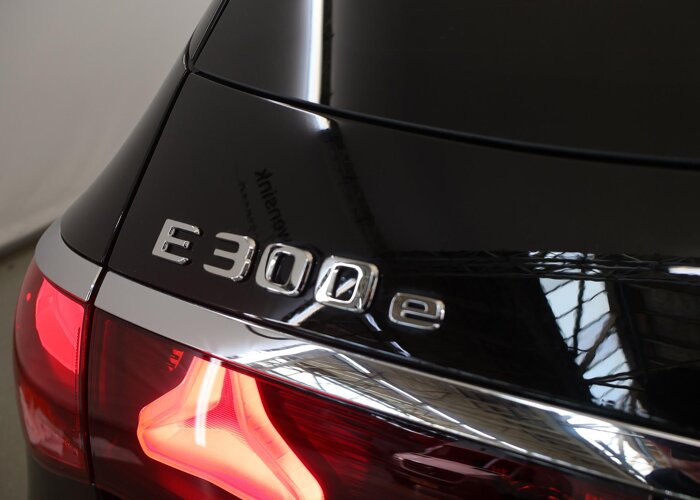 Mercedes-Benz E-Klasse 300e Sport Edition