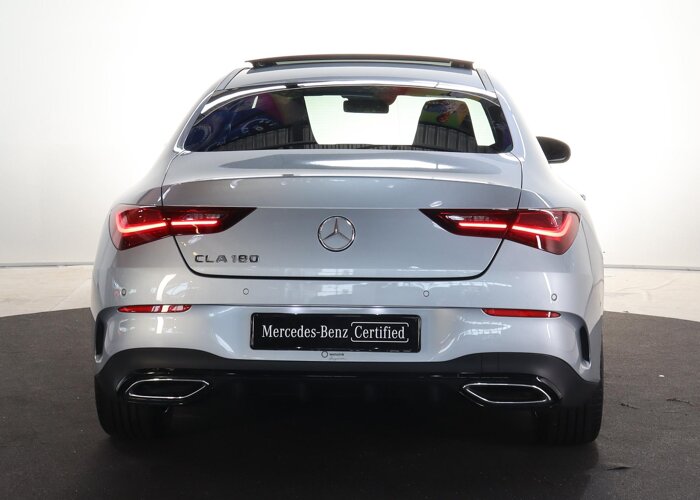Mercedes-Benz CLA-Klasse 180 AMG Line