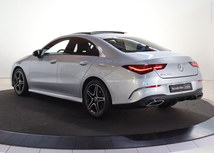 Mercedes-Benz CLA-Klasse 180 AMG Line