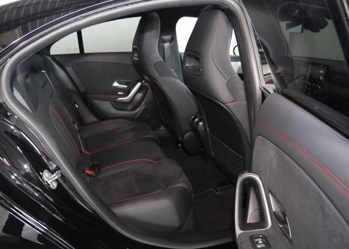 Mercedes-Benz CLA-Klasse 180 Star Edition AMG Line
