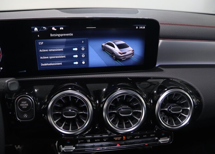 Mercedes-Benz CLA-Klasse 180 Star Edition AMG Line