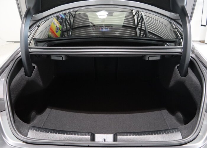 Mercedes-Benz CLA-Klasse 180 Star Edition AMG Line