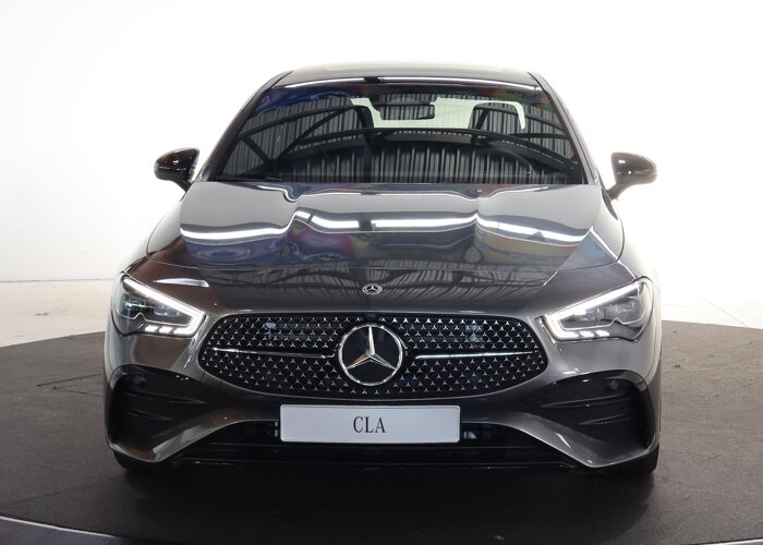 Mercedes-Benz CLA-Klasse 180 Star Edition AMG Line