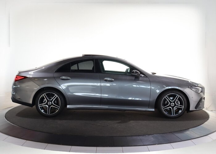 Mercedes-Benz CLA-Klasse 180 Star Edition AMG Line