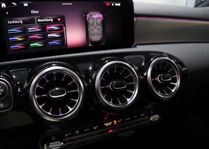 Mercedes-Benz CLA-Klasse 180 Business Solution AMG