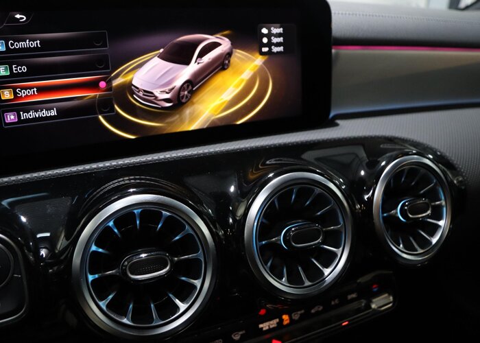 Mercedes-Benz CLA-Klasse 180 Business Solution AMG