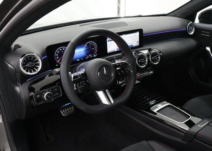 Mercedes-Benz A-Klasse 250e Business Solution AMG