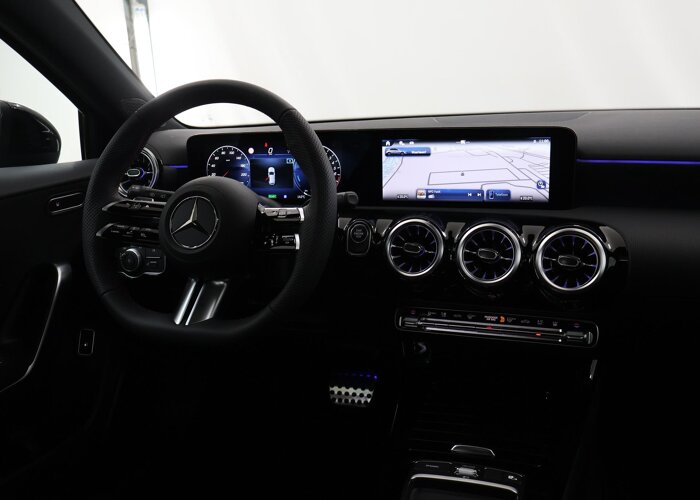 Mercedes-Benz A-Klasse 250e Business Solution AMG
