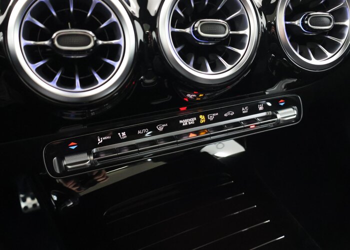 Mercedes-Benz A-Klasse 250e Business Solution AMG