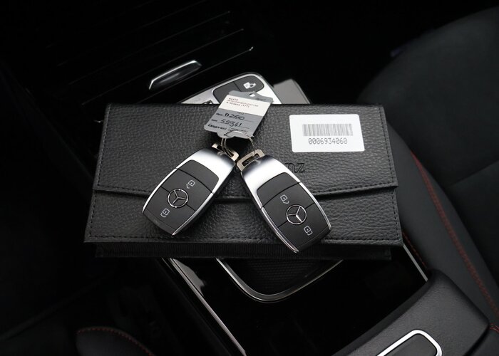 Mercedes-Benz A-Klasse 250e Business Solution AMG