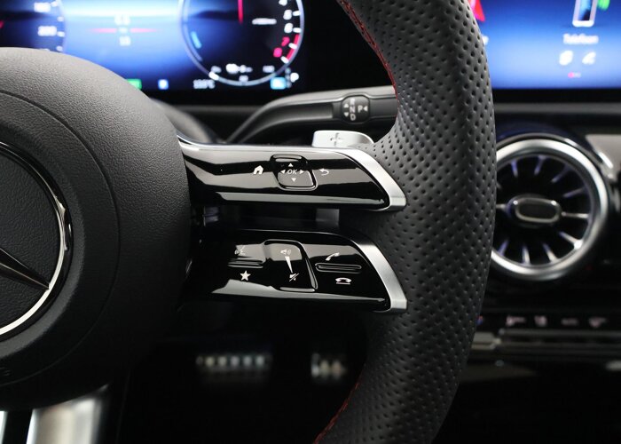 Mercedes-Benz A-Klasse 250e Business Solution AMG