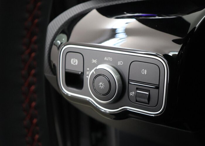 Mercedes-Benz A-Klasse 250e Business Solution AMG