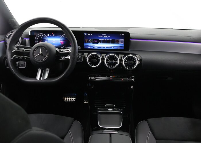 Mercedes-Benz CLA-Klasse 180 Business Solution AMG