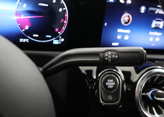 Mercedes-Benz CLA-Klasse 180 Business Solution AMG