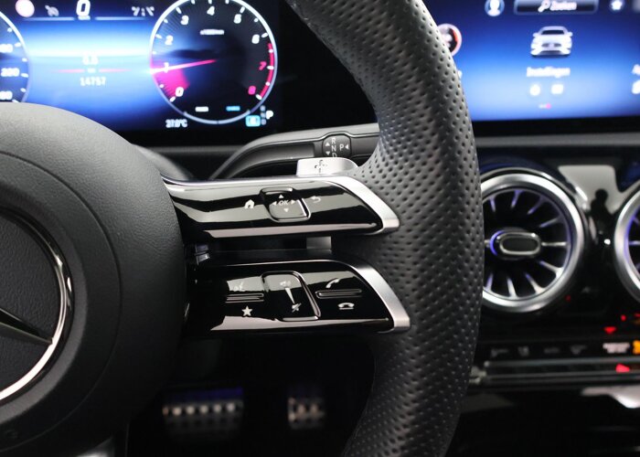 Mercedes-Benz CLA-Klasse 180 Business Solution AMG