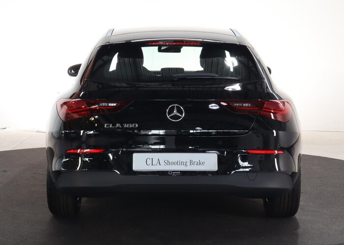 Mercedes-Benz CLA-Klasse Shooting Brake 180 Star Edition
