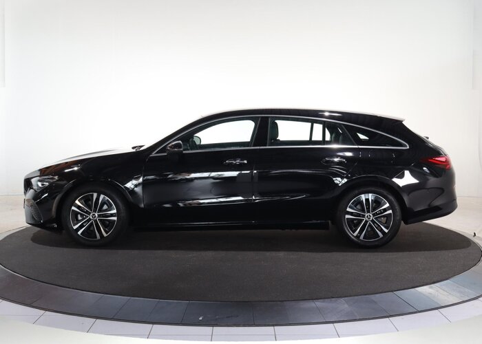 Mercedes-Benz CLA-Klasse Shooting Brake 180 Star Edition