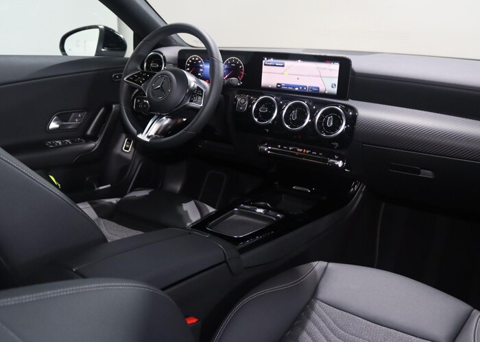 Mercedes-Benz CLA-Klasse Shooting Brake 180 Star Edition