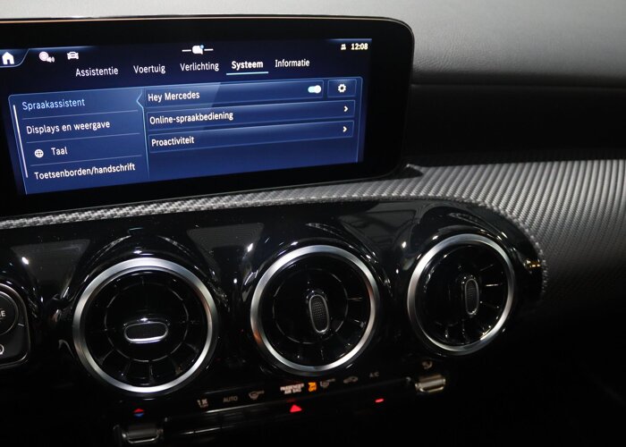 Mercedes-Benz CLA-Klasse Shooting Brake 180 Star Edition