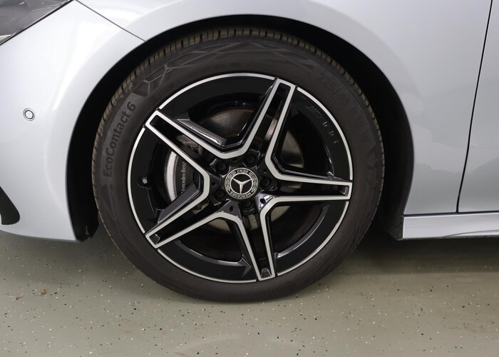 Mercedes-Benz CLA-Klasse Shooting Brake 180 Star Edition AMG Line LIMITED