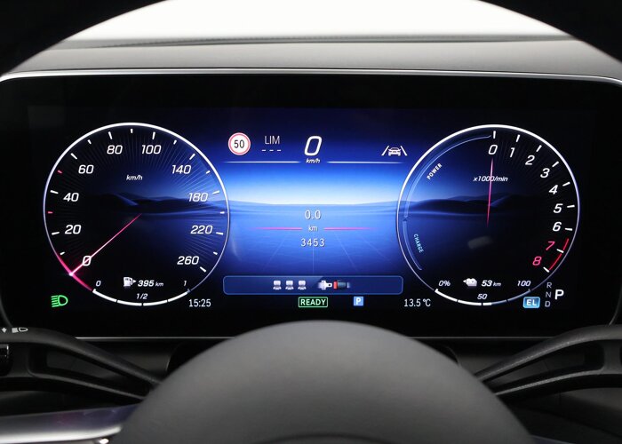 Mercedes-Benz GLC 300e 4MATIC Sport Edition