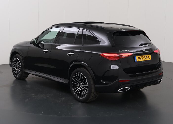 Mercedes-Benz GLC 300e 4MATIC Sport Edition