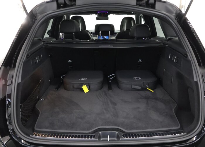 Mercedes-Benz GLC 300e 4MATIC Sport Edition