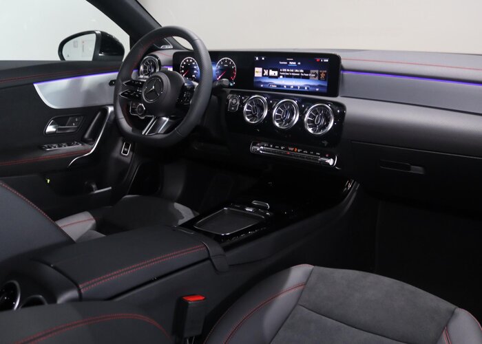Mercedes-Benz CLA-Klasse 180 Business Solution AMG