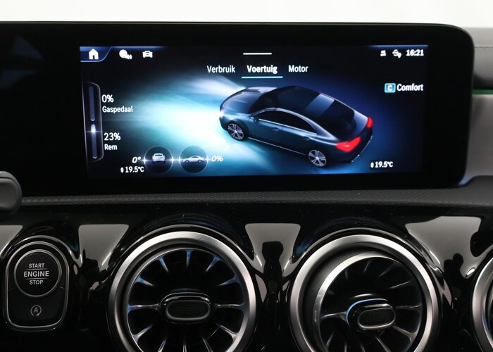 Mercedes-Benz CLA-Klasse Coupé 180 Business Solution AMG