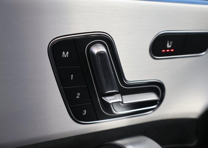 Mercedes-Benz CLA-Klasse Coupé 180 Business Solution AMG
