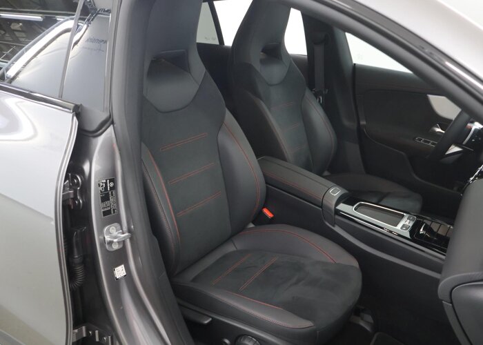 Mercedes-Benz CLA-Klasse 180 Shooting Brake Business Solution AMG