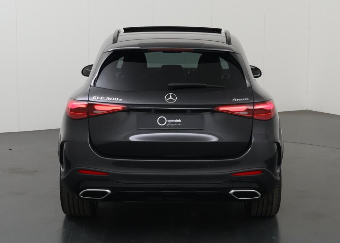 Mercedes-Benz GLC 300e 4MATIC Sport Edition