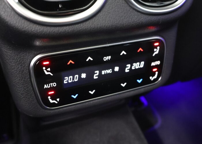 Mercedes-Benz GLC 300e 4MATIC Sport Edition