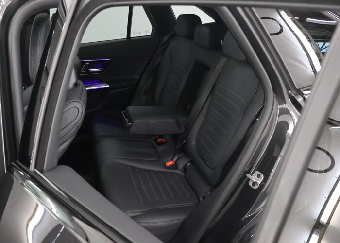 Mercedes-Benz GLC 300e 4MATIC Sport Edition