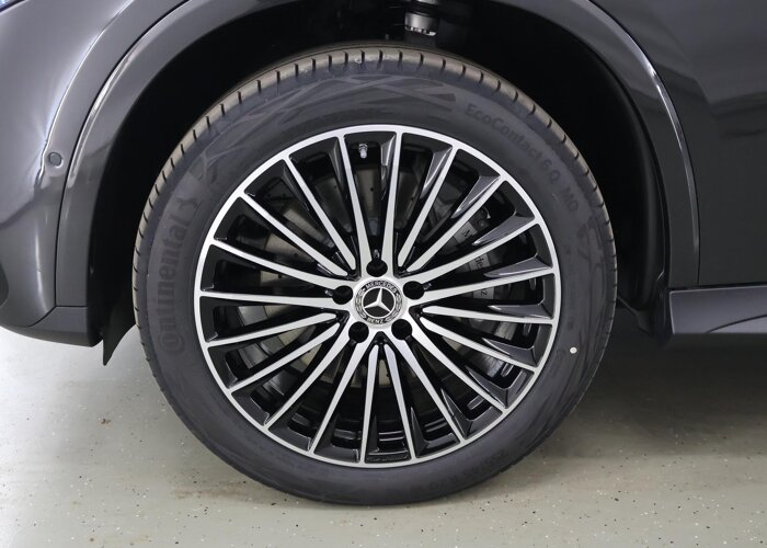 Mercedes-Benz GLC 300e 4MATIC Sport Edition