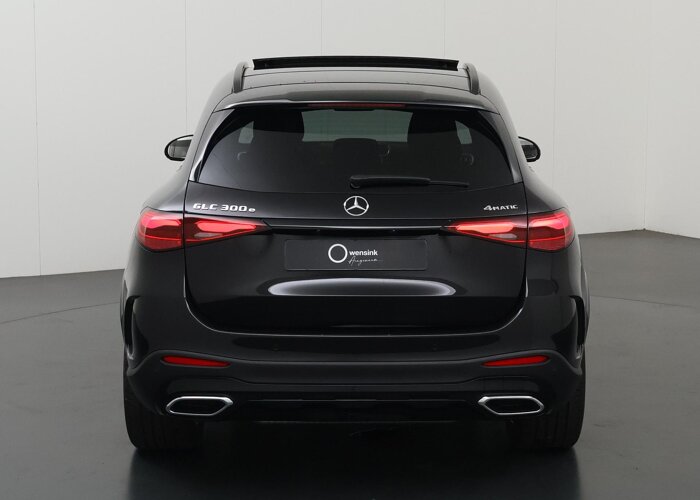 Mercedes-Benz GLC 300e 4MATIC Sport Edition