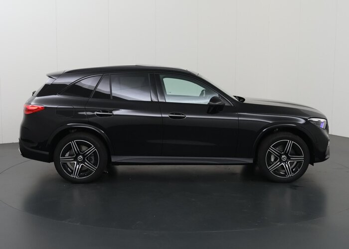 Mercedes-Benz GLC 300e 4MATIC Sport Edition