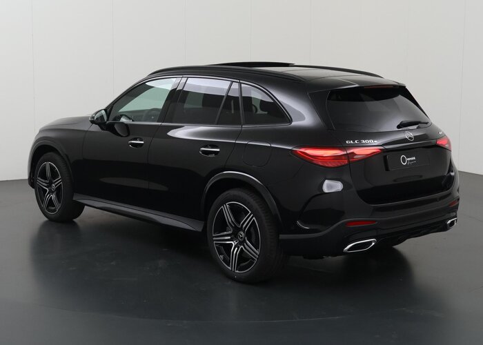 Mercedes-Benz GLC 300e 4MATIC Sport Edition