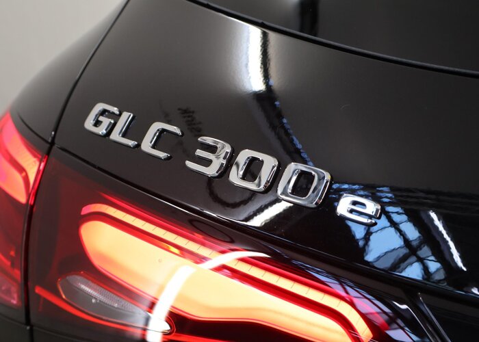 Mercedes-Benz GLC 300e 4MATIC Sport Edition
