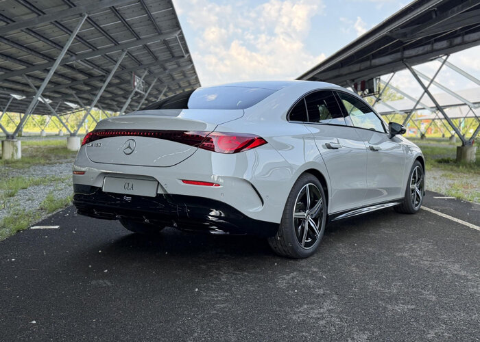 Mercedes-Benz CLA-Klasse 180 Business Solution AMG
