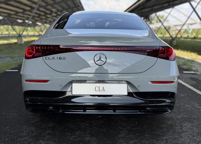 Mercedes-Benz CLA-Klasse 180 Business Solution AMG