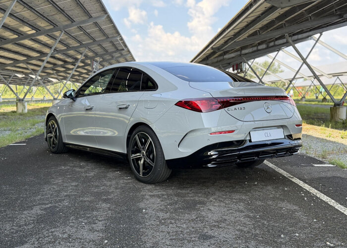 Mercedes-Benz CLA-Klasse 180 Business Solution AMG