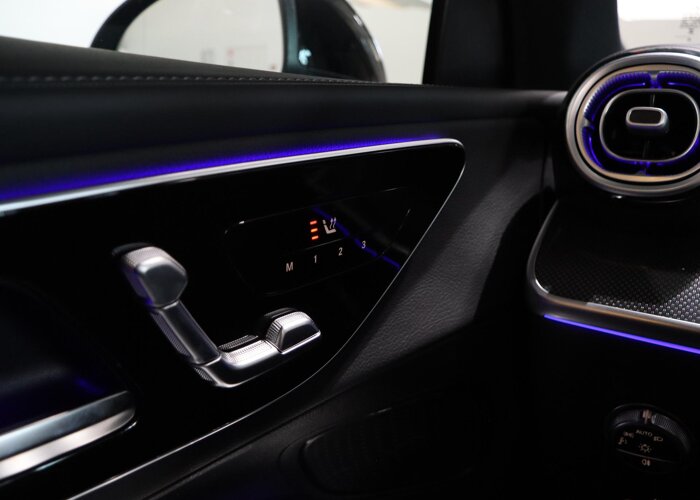 Mercedes-Benz GLC 300e 4MATIC Sport Edition