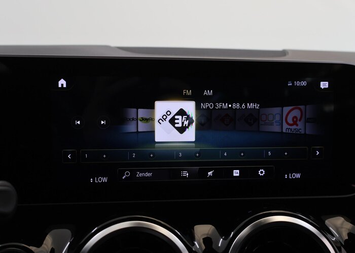 Mercedes-Benz B-Klasse 200 Business Solution AMG