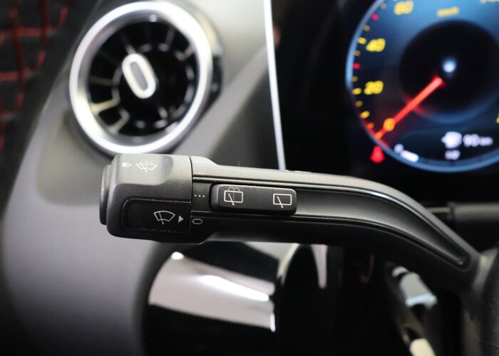 Mercedes-Benz B-Klasse 200 Business Solution AMG