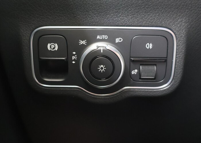 Mercedes-Benz B-Klasse 200 Business Solution AMG