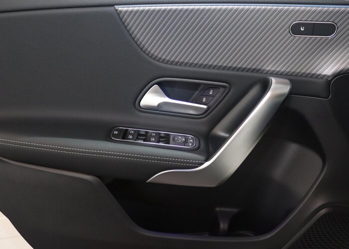 Mercedes-Benz A-Klasse 180 Star Edition Luxury Line